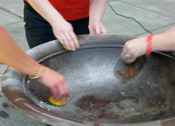 clean-your-fire-pit.jpg